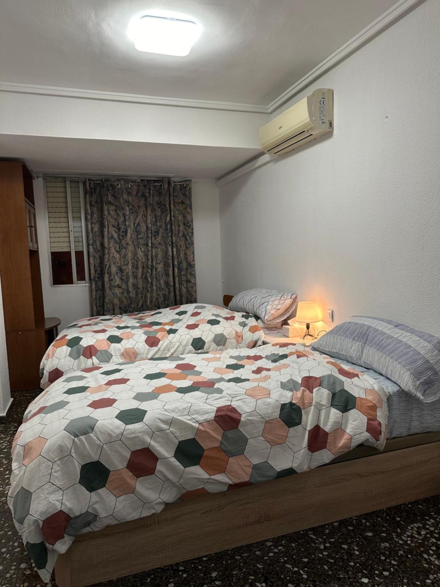 Jerry'S Home Valencia Luaran gambar